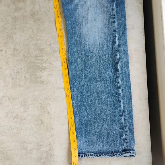 Levi's 501 XX Jeans Mens 38x32 Button Fly Straight Leg Medium Wash Classic - Picture 15 of 16